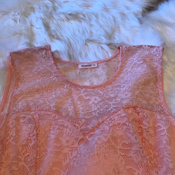 Lace sweetheart top with dovetail hem- size XXL - Picture 6 of 8